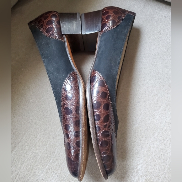 Salvatore Ferragamo Croc Embossed Leather & Suede Pumps Heels Size 7.5 - Picture 6 of 10